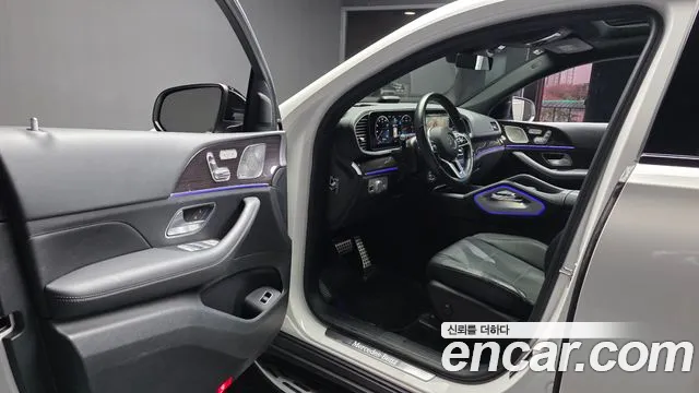 Mercedes-Benz GLE-Class — Фото автомобиля 15
