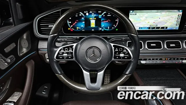 Mercedes-Benz GLS-Class — Фото автомобиля 12