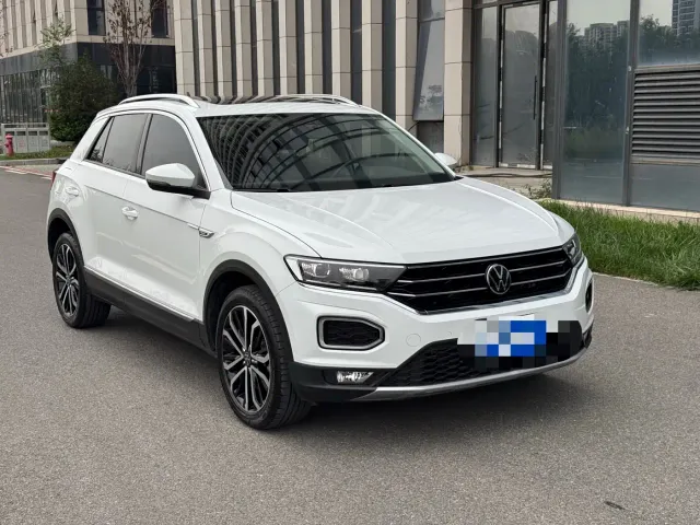 Volkswagen T-Roc — Фото автомобиля 3