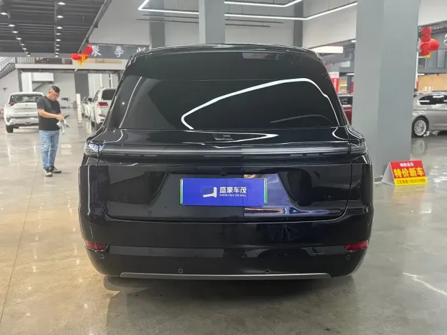 Li Auto Li Xiang L9 2024 Model Ultra — Фото автомобиля 5