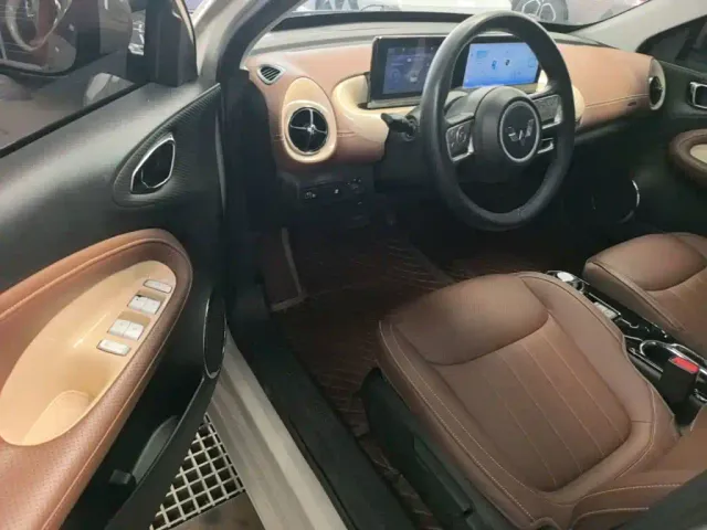 Wuling Bingo — Фото автомобиля 15