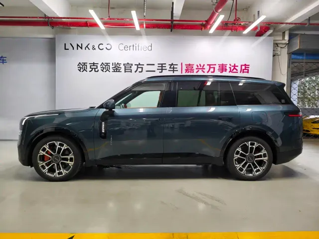 Lynk & Co 900 — Фото автомобиля 13