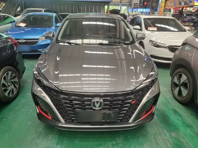 Changan Eado — Фото автомобиля 2