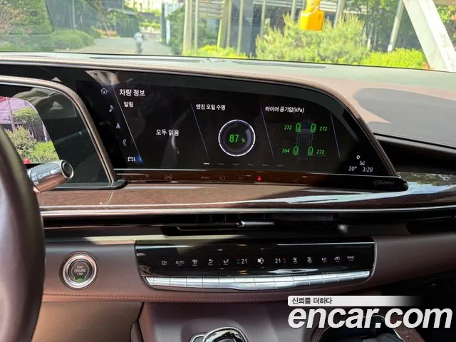Cadillac Escalade Generation 5 — Фото автомобиля 10