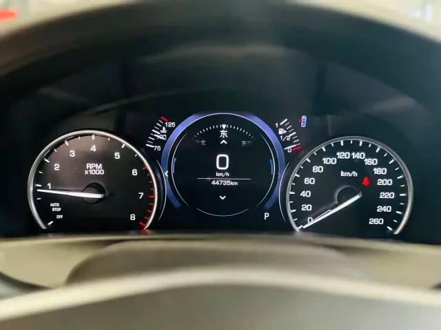 Cadillac CT6 — Фото автомобиля 8