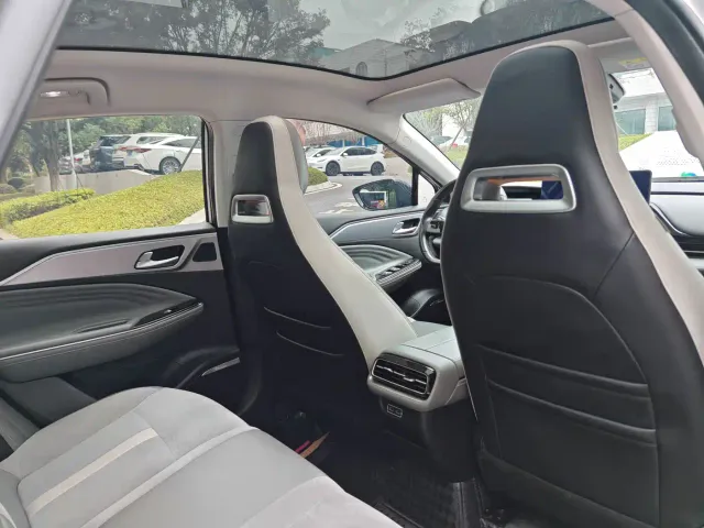 GAC Aion S Plus — Фото автомобиля 9