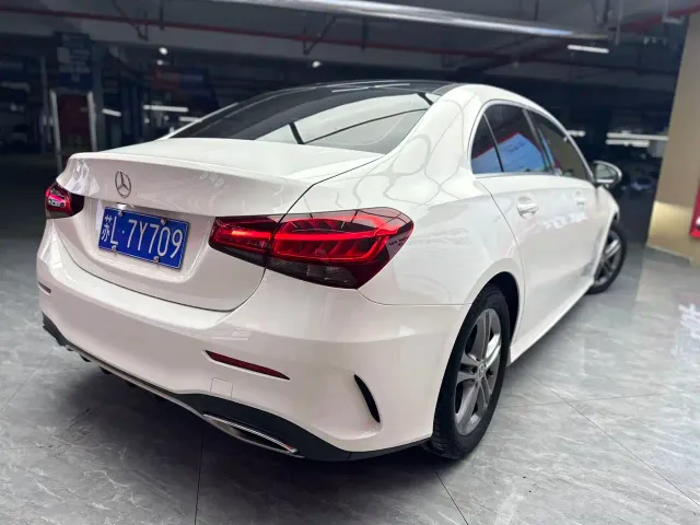 Mercedes-Benz A-Class — Фото автомобиля 5
