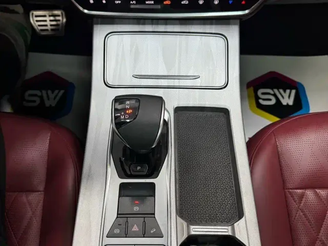 Jetour X70 Plus — Фото автомобиля 12