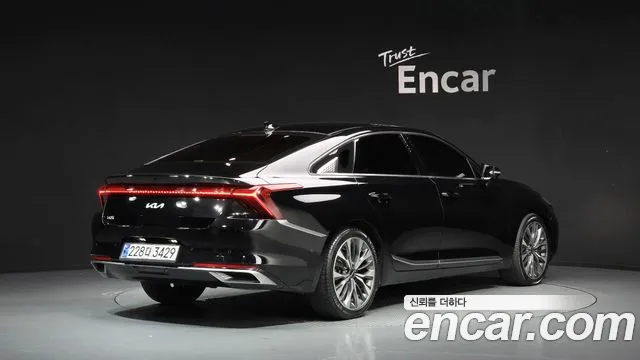 Kia K8 — Фото автомобиля 2