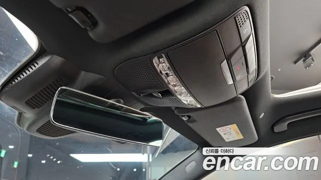 Mercedes-Benz E-Class — Фото автомобиля 14