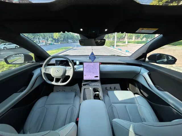Nio ET5 Touring — Фото автомобиля 15