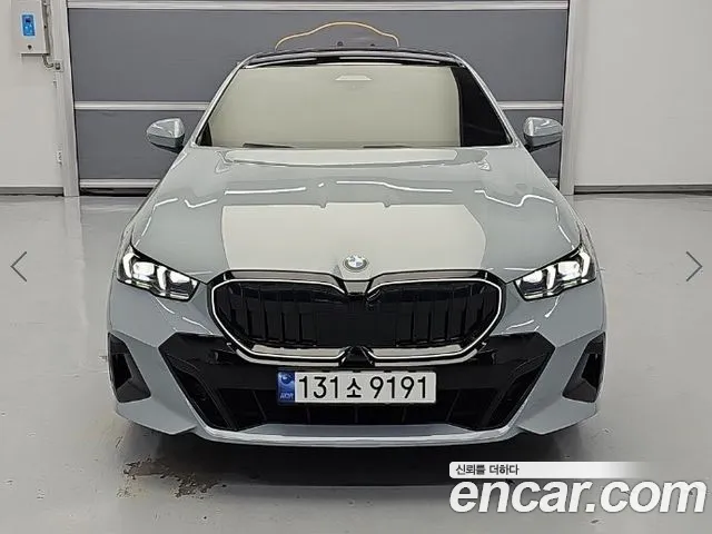 BMW 5 Series G60 — Фото автомобиля 2