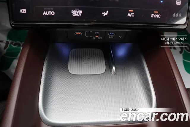 Hyundai Grandeur GN7 — Фото автомобиля 16