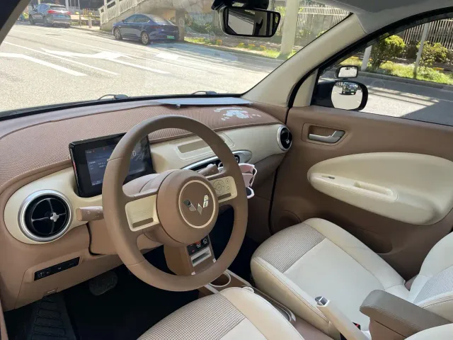 Wuling Hongguang Mini EV — Фото автомобиля 18