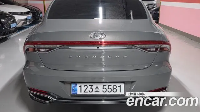 Hyundai Grandeur (New) Hybrid — Фото автомобиля 5