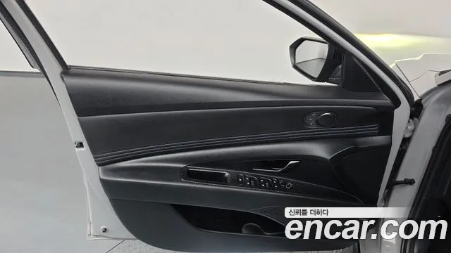 Hyundai Avante CN7 — Фото автомобиля 13