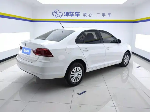 Volkswagen Santana — Фото автомобиля 3