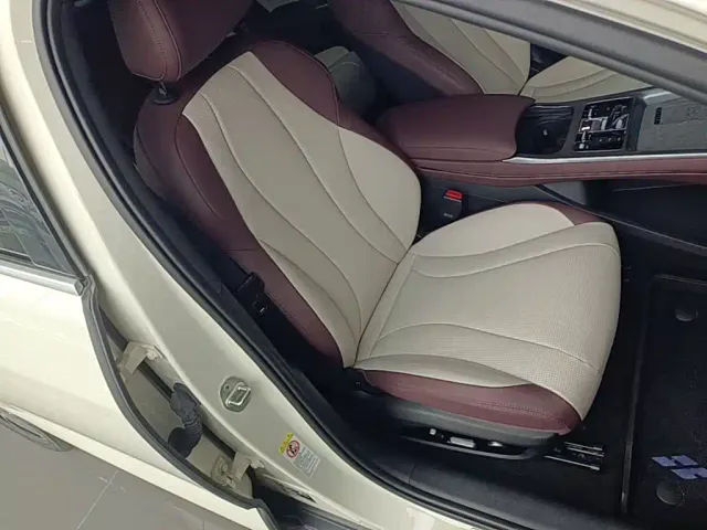 BYD Seal 07 DM-i — Фото автомобиля 24