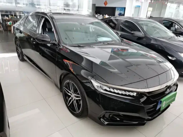 Honda Accord — Фото автомобиля 21