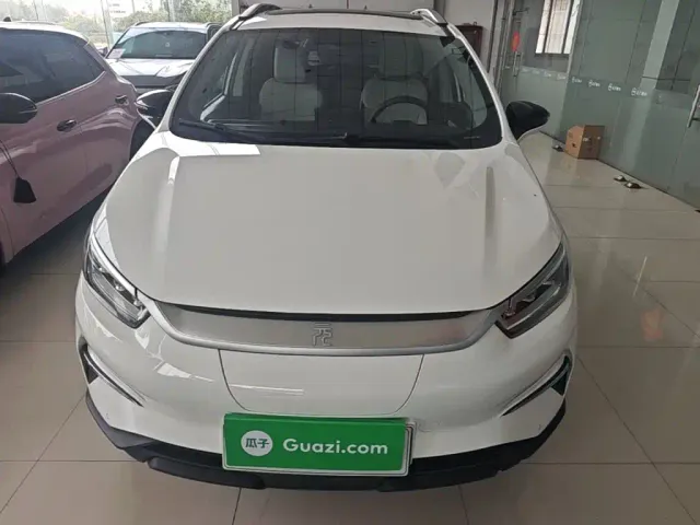 BYD Yuan Pro — Фото автомобиля 2