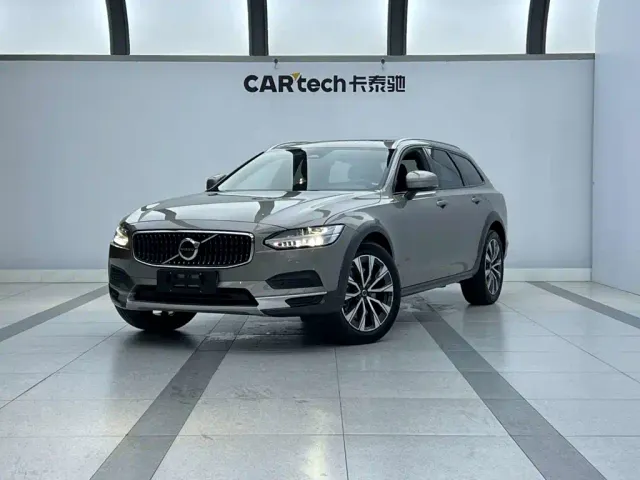 Фотография автомобиля — Volvo V90