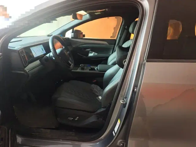 BYD Song L DM-i — Фото автомобиля 11