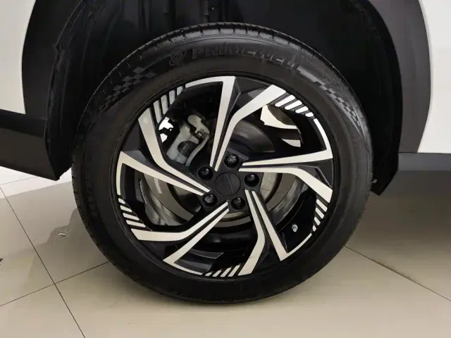 Geely Boyue — Фото автомобиля 6