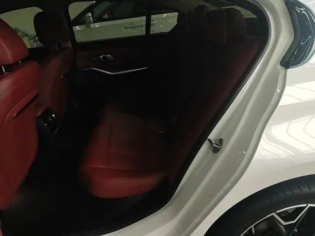 BMW i3 — Фото автомобиля 16