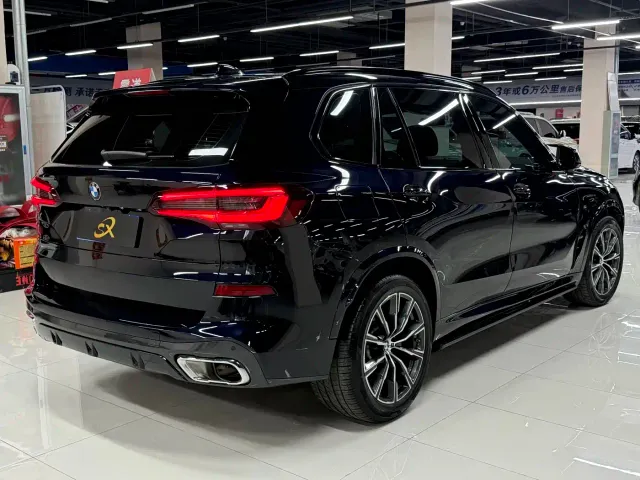 BMW X5 — Фото автомобиля 6