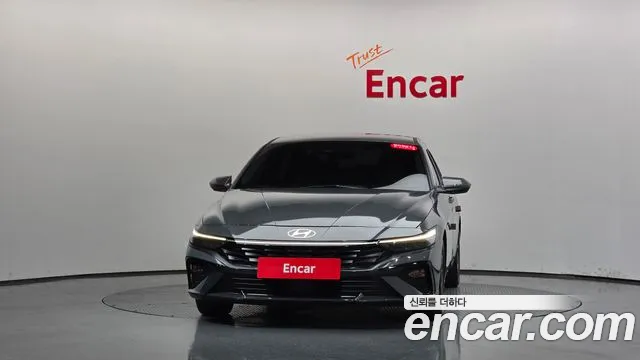 Hyundai Avante — Фото автомобиля 3