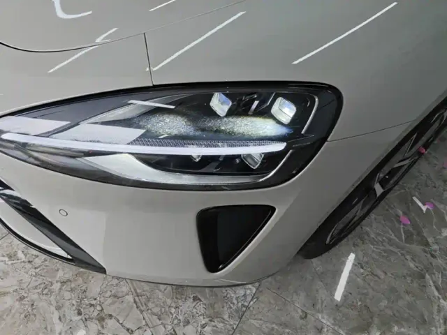 Xiaomi SU7 — Фото автомобиля 23
