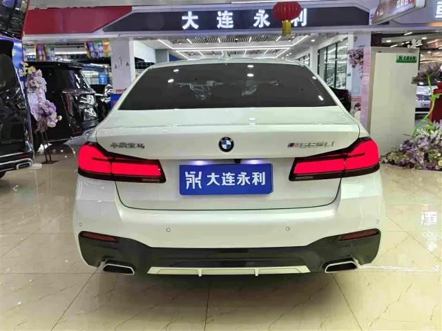 BMW 5 Series — Фото автомобиля 14