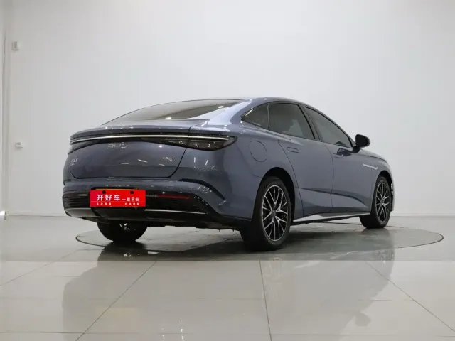 BYD Seal 07 DM-i — Фото автомобиля 6