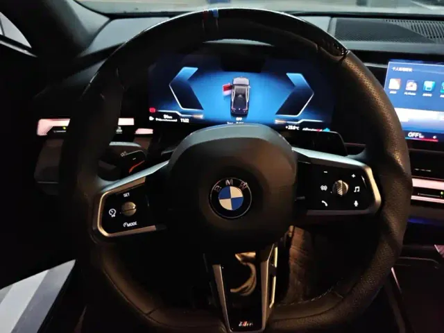 BMW 5 Series — Фото автомобиля 15