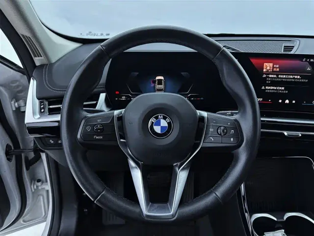 BMW X1 — Фото автомобиля 23