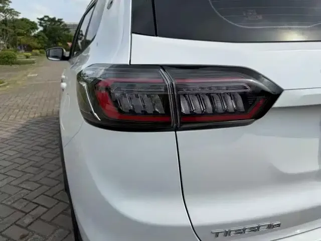 Chery Tiggo 8 — Фото автомобиля 9