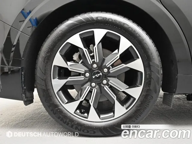 Kia Carnival Generation 4 — Фото автомобиля 5