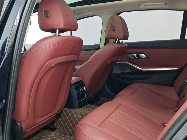 BMW 3 Series — Фото автомобиля 8
