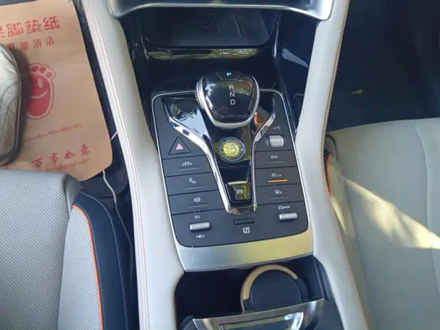 BYD Song PLUS — Фото автомобиля 16