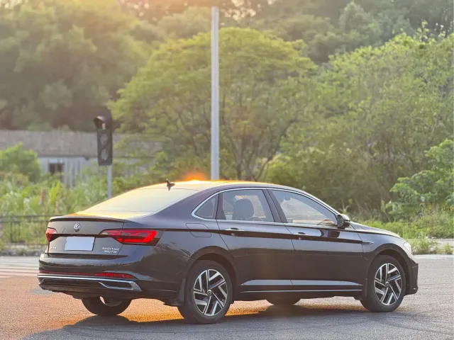 Volkswagen Sagitar — Фото автомобиля 14