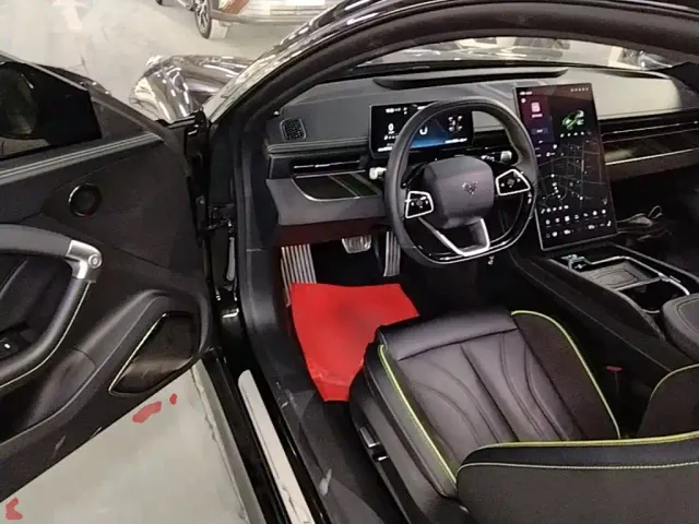 Hozon Neta GT — Фото автомобиля 15