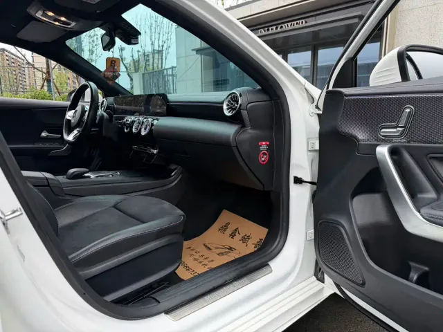 Mercedes-Benz A-Class — Фото автомобиля 6