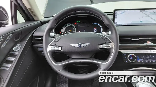Genesis G80 Бензин 2.5 турбо AWD — Фото автомобиля 12