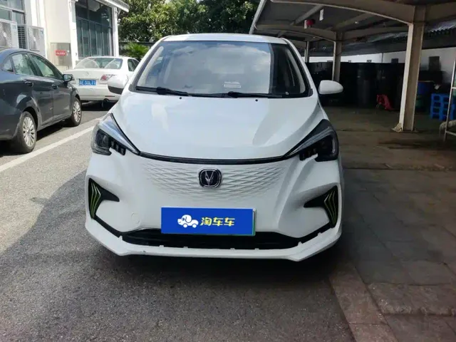 Changan Benben E-Star — Фото автомобиля 2