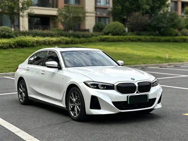 BMW i3 — Фото автомобиля 2