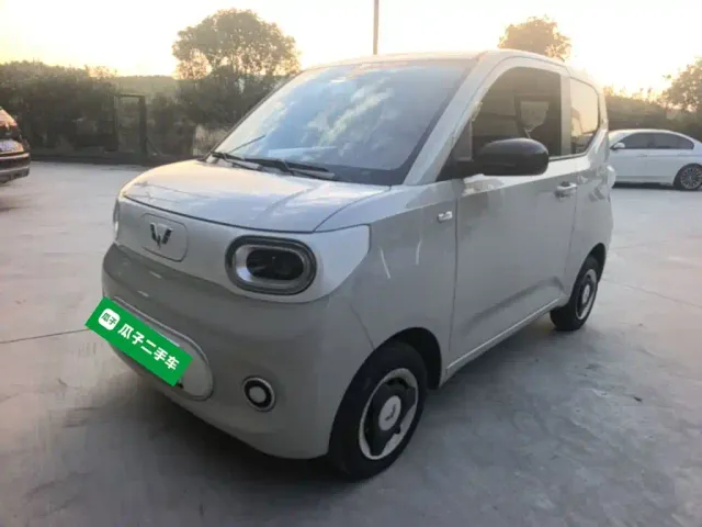 Фотография автомобиля — Wuling Hongguang Mini EV