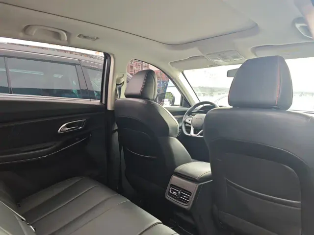 Changan Oshan Changan Oshan X7 PLUS 2022 1.5T Blue Whale Edition Auto Intelligent Premium — Фото автомобиля 7