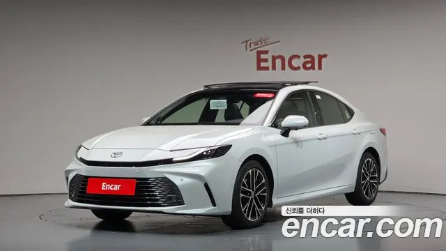 Фотография автомобиля — Toyota Camry XV80