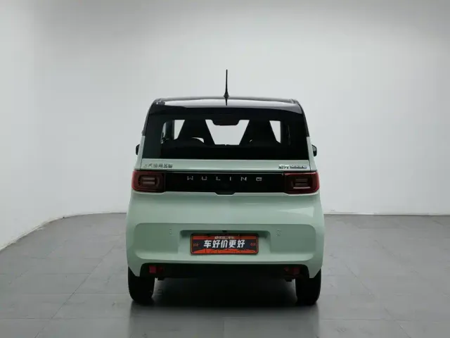 Wuling Hongguang Mini EV — Фото автомобиля 4