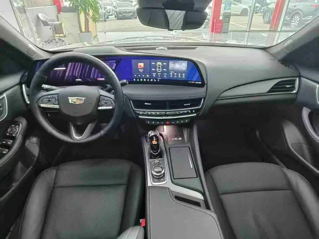Cadillac CT5 — Фото автомобиля 10